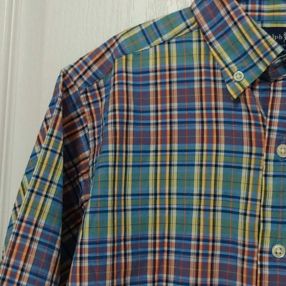 Ralph Lauren Short Sleeve Button Down Plaid shirt. Size Medium 12-14
